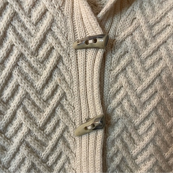 Lauren Ralph Lauren 100% Wool Chunky Knit Sweater Petite - Picture 7 of 7